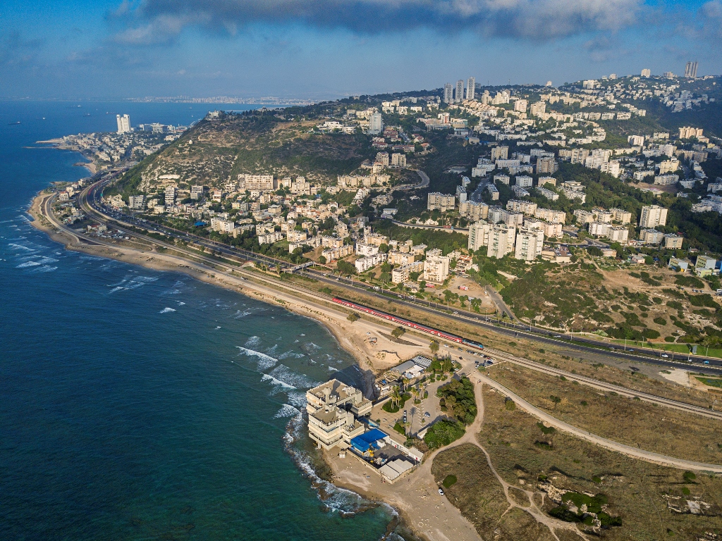 לחיצה להגדלת תמונה 